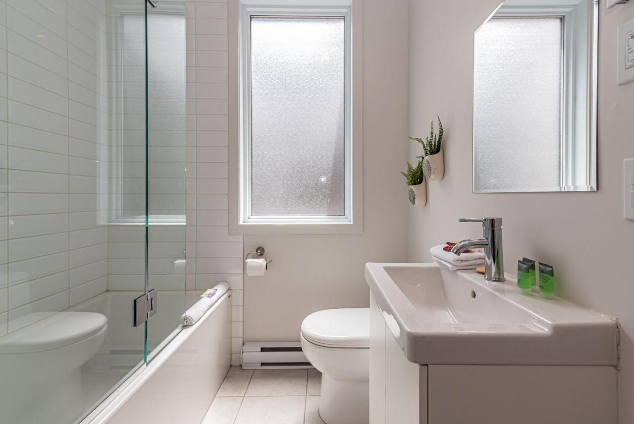 Cool And Clean Flat By Atwater Market By Den Stays Montréal Buitenkant foto